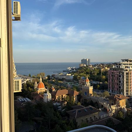 Gagarin Plaza Apartments Одеса Екстериор снимка