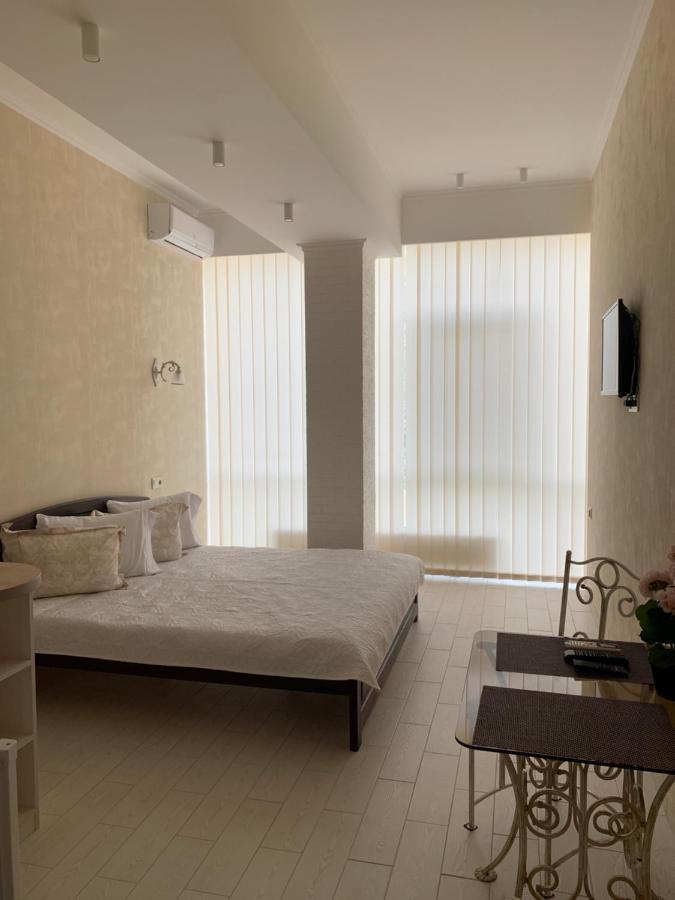 Gagarin Plaza Apartments Одеса Екстериор снимка