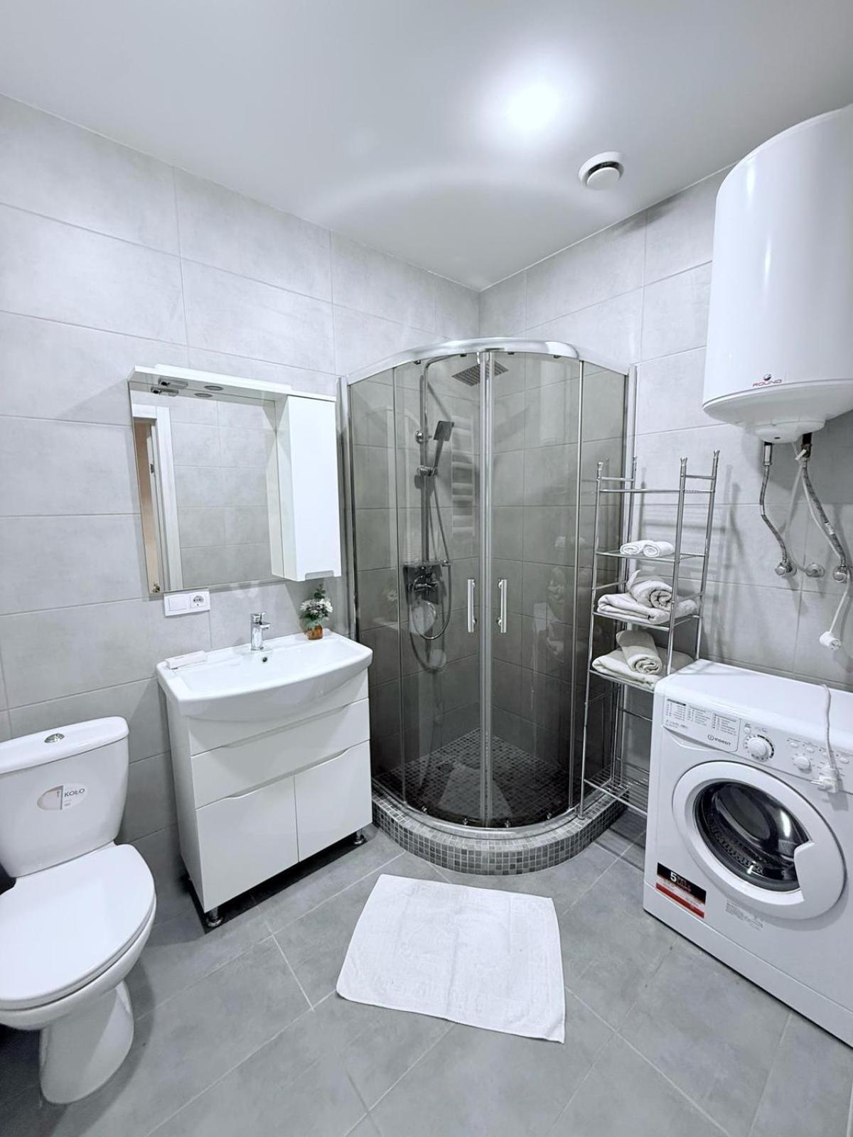 Gagarin Plaza Apartments Одеса Екстериор снимка