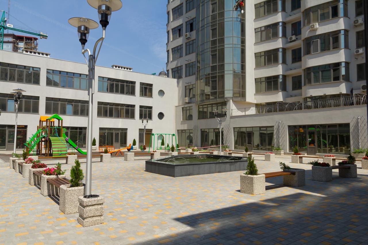 Gagarin Plaza Apartments Одеса Екстериор снимка